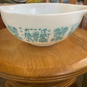 Vintage Pyrex #443 Butterprint Cinderella Bowl Vintage 1957 Excellent Condition